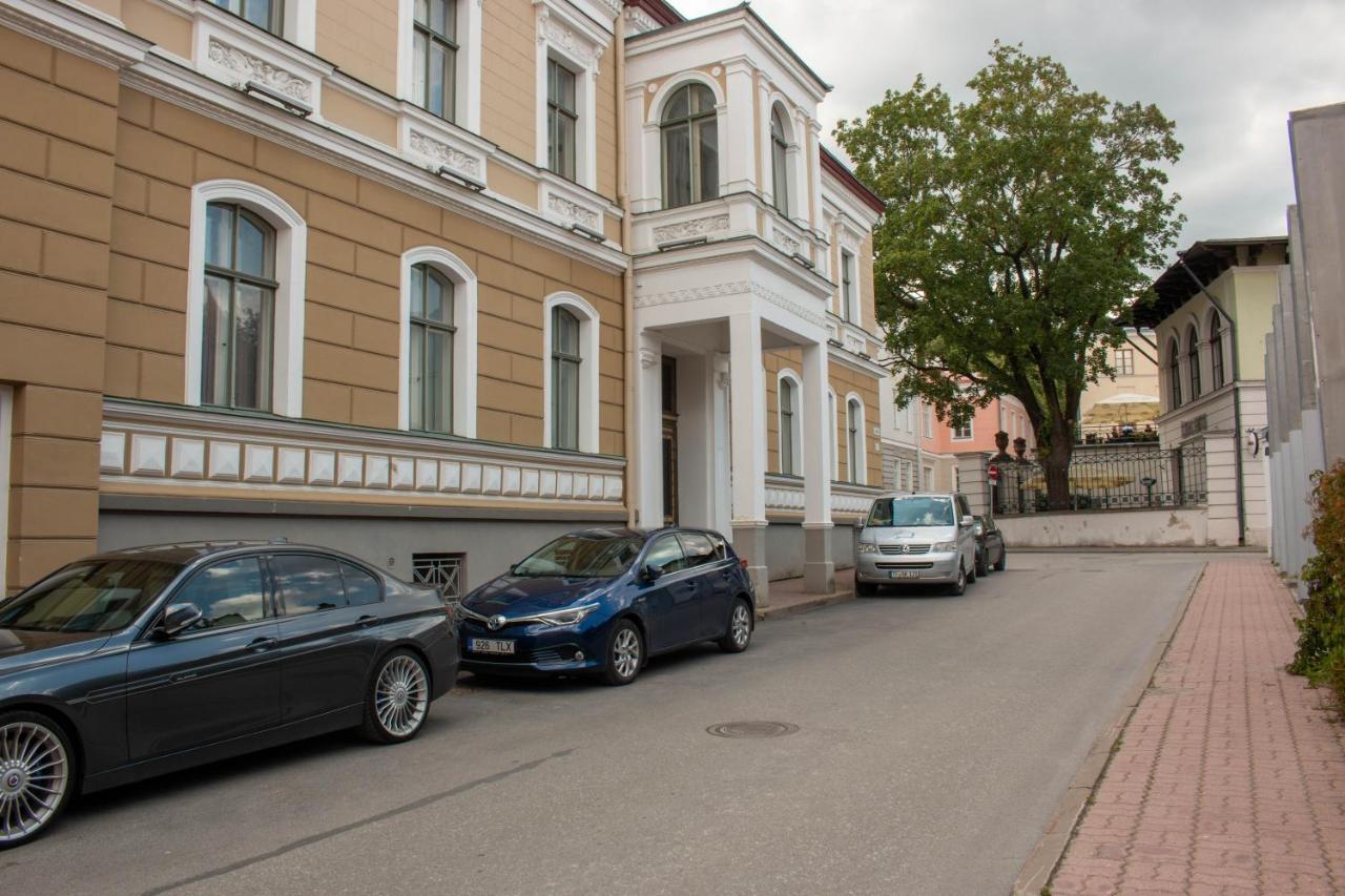 Bohemian Hideout, Old Town, Tartu Home Exterior photo